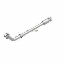 Load image into Gallery viewer, MagnaFlow Exhaust Products 5671556 California CARB Direct-Fit Catalytic Converter for Select Toyota Camry