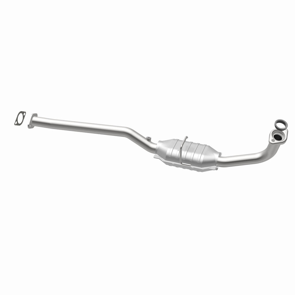 MagnaFlow Exhaust Products 49563 OEM Grade Direct-Fit Catalytic Converter for Select Chevrolet Metro, Geo Metro, Suzuki Swift