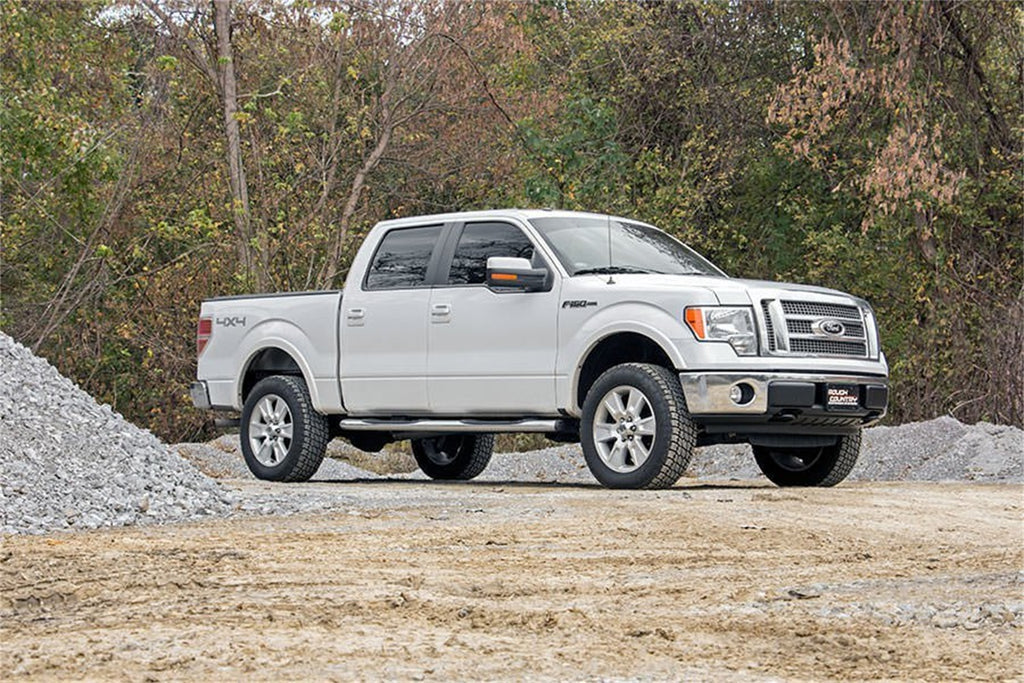 Rough Country 56840 Suspension Lift Kit w/Shocks for Select Ford F-150