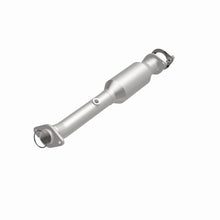 Load image into Gallery viewer, MagnaFlow Exhaust Products 21-041 OEM Grade Direct-Fit Catalytic Converter for Select INFINITI QX56, INFINITI QX80, Nissan Armada, Nissan TITAN, Nissan TITAN XD