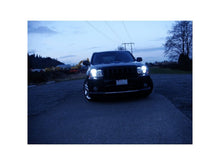 Load image into Gallery viewer, Spyder Auto 5011091 Halo LED Projector Headlights for Select Jeep Grand Cherokee