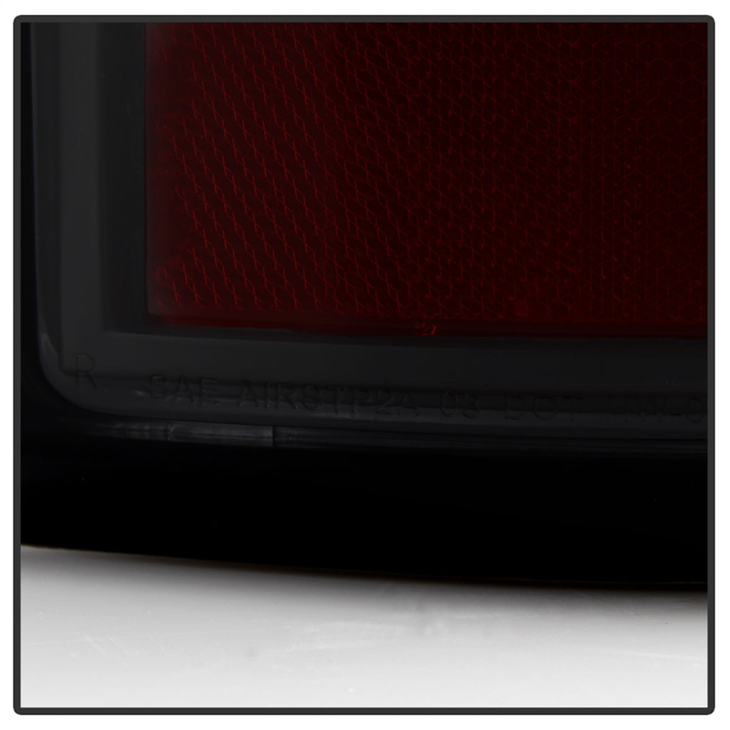 Spyder Auto 5011770 XTune LED Tail Lights for Select Chevrolet Silverado 1500, Chevrolet Silverado HD, Chevrolet Silverado 2500, Chevrolet Silverado HD, Chevrolet Silverado 3500, GMC Sierra 1500, GMC Sierra Classic, GMC Sierra HD, GMC Sierra HD Classic,