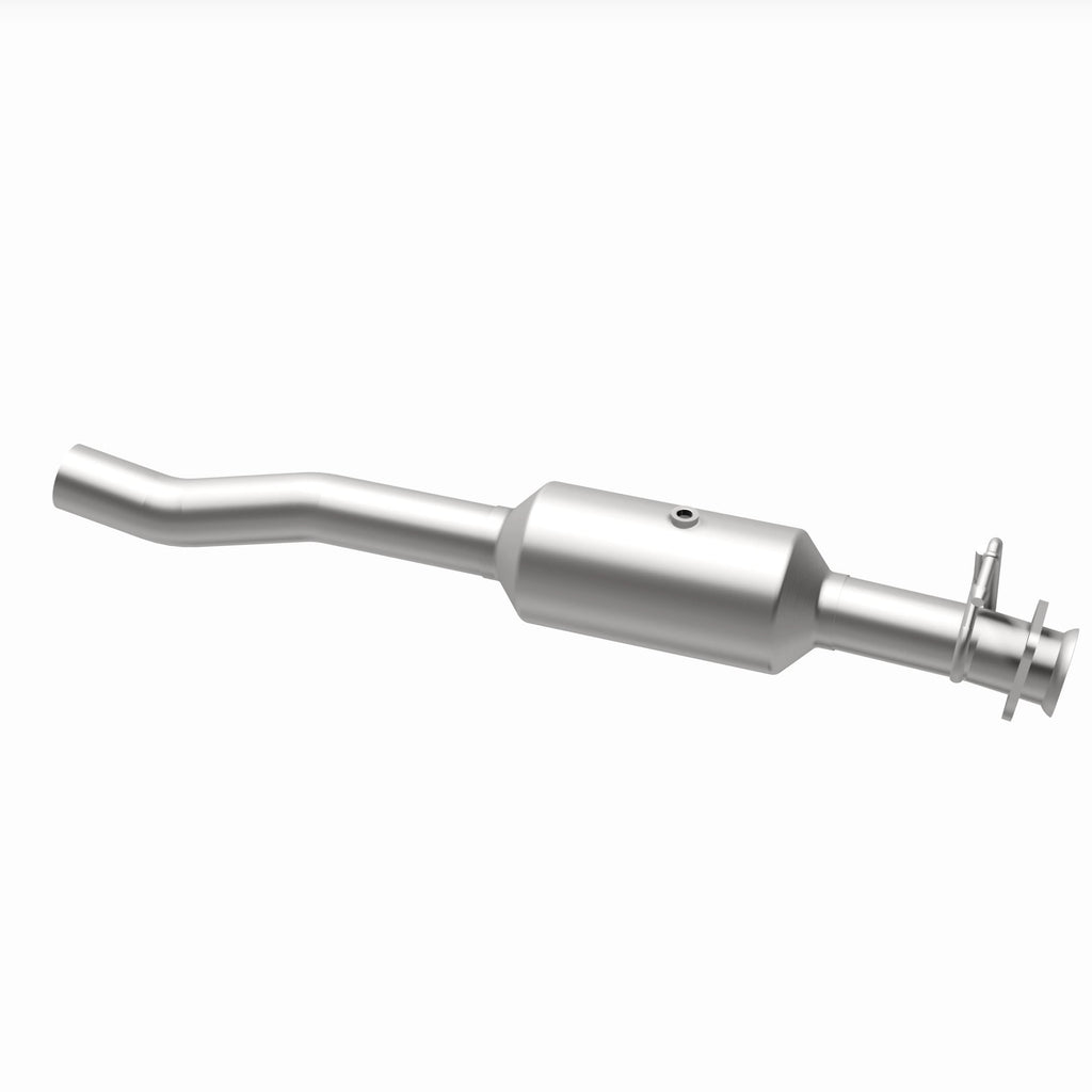MagnaFlow Exhaust Products 280445 OEM Grade Direct-Fit Catalytic Converter for Select Ford F-53 Motorhome Chassis, Ford F-59 Commercial Stripped Chassis, Ford F-650, Ford F-750