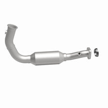 Load image into Gallery viewer, MagnaFlow Exhaust Products 5451583 California CARB Direct-Fit Catalytic Converter for Select Jeep Liberty