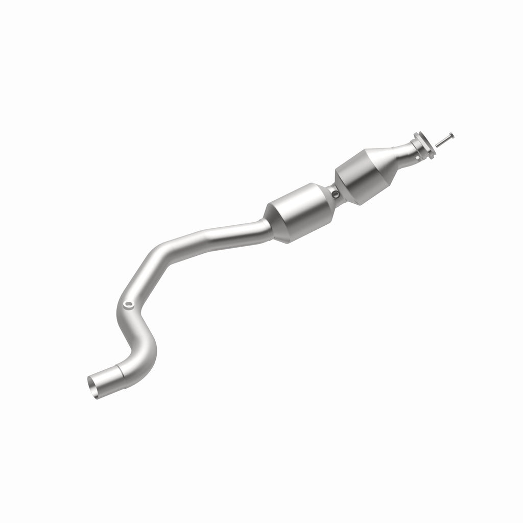 MagnaFlow Exhaust Products 21-535 OEM Grade Direct-Fit Catalytic Converter for Select Land Rover Range Rover, Land Rover Range Rover Sport