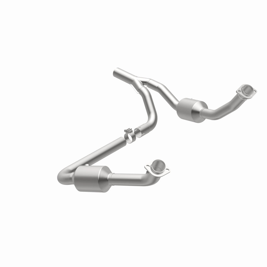 MagnaFlow Exhaust Products 21-458 OEM Grade Direct-Fit Catalytic Converter for Select Jeep Wrangler