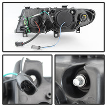 Load image into Gallery viewer, Spyder Auto 5031877 DRL Projector Headlights for Select BMW 320i, BMW 325i, BMW 325xi, BMW 330i, BMW 330xi