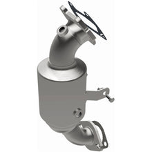 Load image into Gallery viewer, MagnaFlow Exhaust Products 22-192 OEM Grade Manifold Catalytic Converter for Select Ram ProMaster 1500, Ram ProMaster 2500, Ram ProMaster