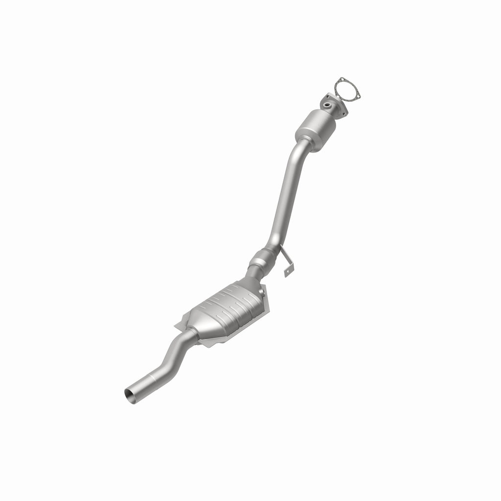 MagnaFlow Exhaust Products 23719 HM Grade Direct-Fit Catalytic Converter for Select Audi A6, Audi A6 Quattro, Volkswagen Passat