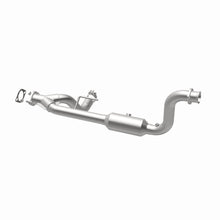 Load image into Gallery viewer, MagnaFlow Exhaust Products 5451652 California CARB Direct-Fit Catalytic Converter for Select Chrysler Aspen, Dodge Durango