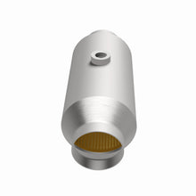 Load image into Gallery viewer, MagnaFlow Exhaust Products 5551356 California CARB Universal Catalytic Converter for Select Chrysler Aspen, Chrysler Town &amp; Country, Dodge Durango, Dodge Grand Caravan, Dodge Nitro, Dodge Ram 1500, Dodge Ram 2500, Ford E-150, Ford E-250, Ford E-350 Super
