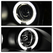 Load image into Gallery viewer, Spyder Auto 5042415 Halo Projector Headlights for Select BMW 320i, BMW 325i, BMW 325xi, BMW 330i, BMW 330xi