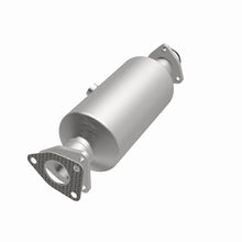 Load image into Gallery viewer, MagnaFlow Exhaust Products 5661912 California CARB Direct-Fit Catalytic Converter for Select Honda Accord