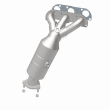 Load image into Gallery viewer, MagnaFlow Exhaust Products 452912 California CARB Manifold Catalytic Converter for Select Suzuki Verona