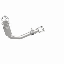 Load image into Gallery viewer, MagnaFlow Exhaust Products 52186 OEM Grade Direct-Fit Catalytic Converter for Select Chevrolet Captiva Sport, Chevrolet Equinox, GMC Terrain