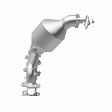 Load image into Gallery viewer, MagnaFlow Exhaust Products 51455 OEM Grade Manifold Catalytic Converter for Select Hyundai Santa Fe