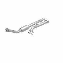 Load image into Gallery viewer, MagnaFlow Exhaust Products 4451314 California CARB Direct-Fit Catalytic Converter for Select Ford Explorer, Mercury Mountaineer