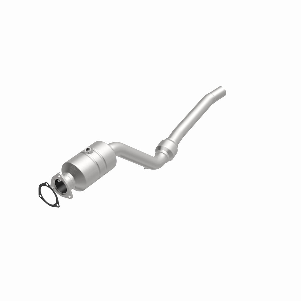 MagnaFlow Exhaust Products 51461 OEM Grade Direct-Fit Catalytic Converter for Select Audi A4, Audi A4 Quattro