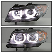 Load image into Gallery viewer, Spyder Auto 5083432 LBDRL Projector Headlights for Select BMW 323i, BMW 325i, BMW 325xi, BMW 328i, BMW 328xi, BMW 330i, BMW 330xi, BMW 335i, BMW 335xi, BMW M3