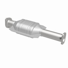 Load image into Gallery viewer, MagnaFlow Exhaust Products 23877 HM Grade Direct-Fit Catalytic Converter for Select Hyundai Sonata