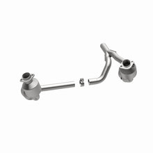 Load image into Gallery viewer, MagnaFlow Exhaust Products 5582689 California CARB Direct-Fit Catalytic Converter for Select Jeep Wrangler