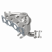 Load image into Gallery viewer, MagnaFlow Exhaust Products 52777 OEM Grade Manifold Catalytic Converter for Select Hyundai Sonata, Kia Optima