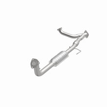 Load image into Gallery viewer, MagnaFlow Exhaust Products 23638 HM Grade Direct-Fit Catalytic Converter for Select Honda Passport, Isuzu Rodeo
