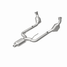 Load image into Gallery viewer, MagnaFlow Exhaust Products 23343 HM Grade Direct-Fit Catalytic Converter for Select Ford Thunderbird, Mercury Cougar