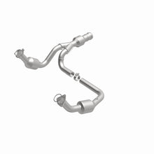 Load image into Gallery viewer, MagnaFlow Exhaust Products 52616 OEM Grade Direct-Fit Catalytic Converter for Select Cadillac Escalade, Cadillac Escalade ESV, Cadillac Escalade EXT, Chevrolet Silverado 1500, GMC Sierra 1500, GMC Yukon, GMC Yukon XL