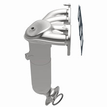 Load image into Gallery viewer, MagnaFlow Exhaust Products 5631373 California CARB Manifold Catalytic Converter for Select Toyota Camry