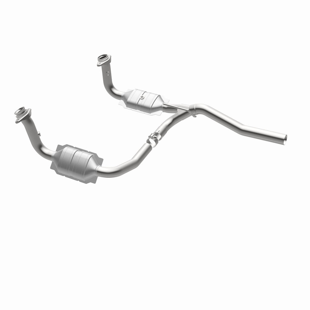 MagnaFlow Exhaust Products 51829 OEM Grade Direct-Fit Catalytic Converter for Select Dodge Nitro