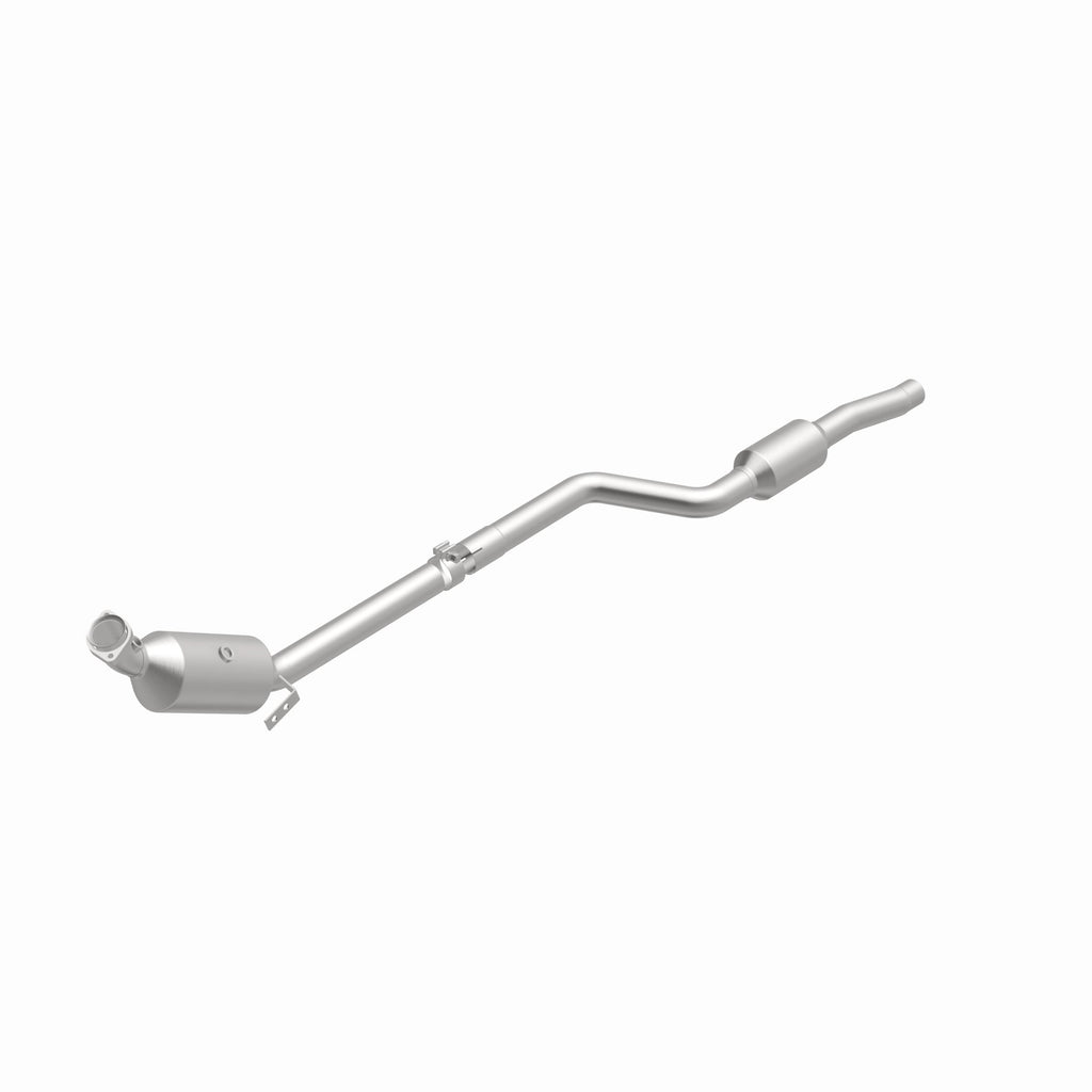 MagnaFlow Exhaust Products 21-437 OEM Grade Direct-Fit Catalytic Converter for Select Mercedes-Benz C300, Mercedes-Benz C350, Mercedes-Benz E350