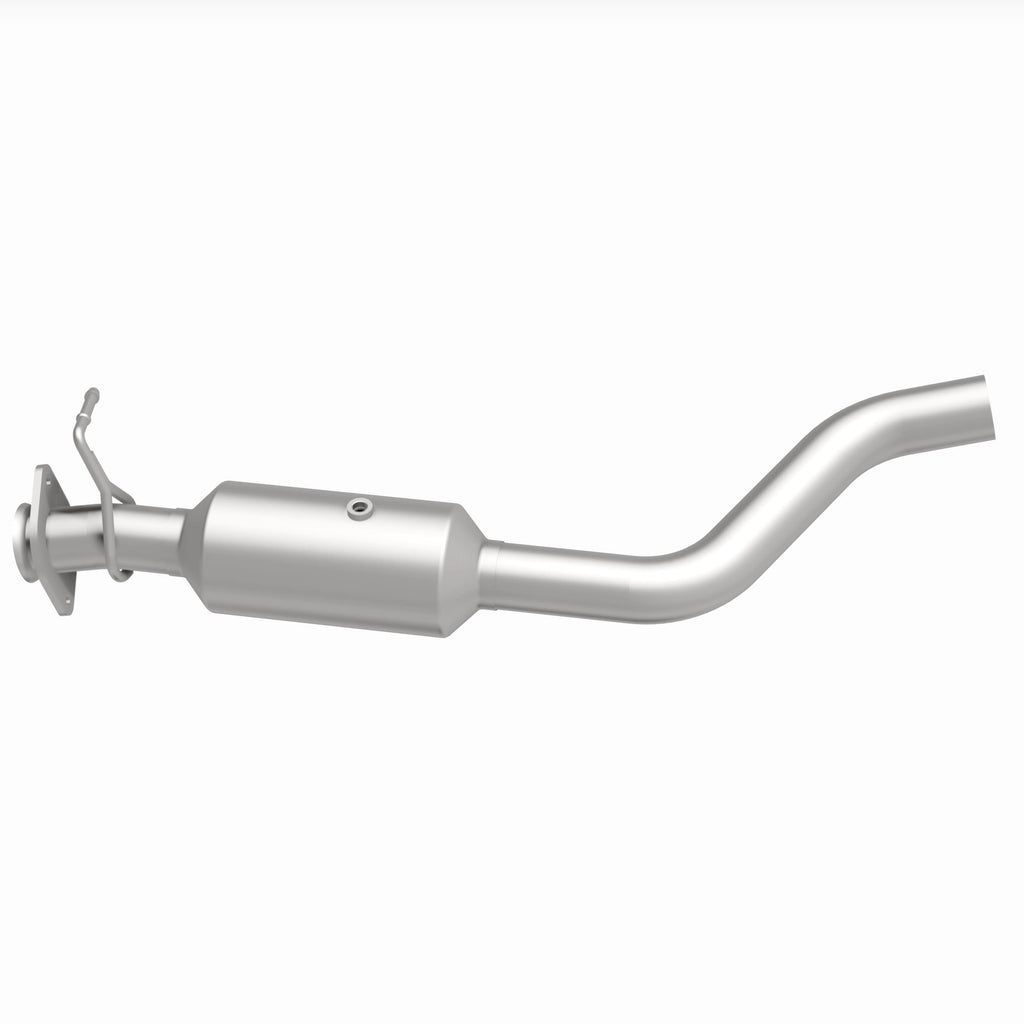MagnaFlow Exhaust Products 280444 OEM Grade Direct-Fit Catalytic Converter for Select Ford F-650, Ford F-750