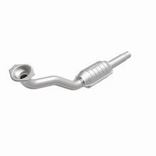 Load image into Gallery viewer, MagnaFlow Exhaust Products 22923 Standard Grade Direct-Fit Catalytic Converter for Select Volkswagen Golf, Volkswagen Jetta