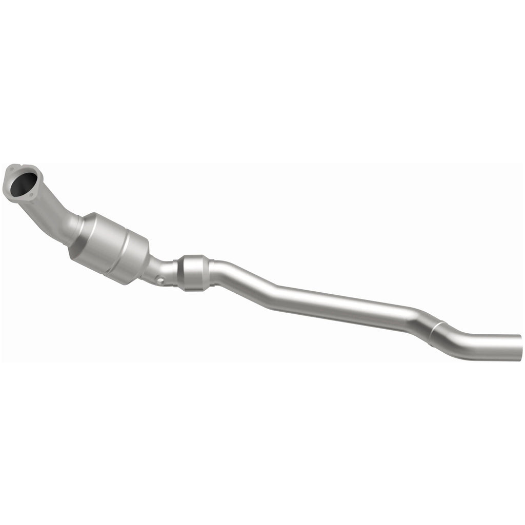 MagnaFlow Exhaust Products 51585 OEM Grade Direct-Fit Catalytic Converter for Select Chrysler 300, Dodge Charger, Dodge Magnum
