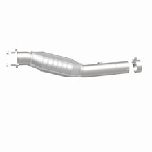Load image into Gallery viewer, MagnaFlow Exhaust Products 24148 HM Grade Direct-Fit Catalytic Converter for Select Chevrolet Silverado HD, Chevrolet Silverado HD Classic, Chevrolet Silverado 2500, Chevrolet Suburban 2500, GMC Sierra HD, GMC Sierra HD Classic, GMC Sierra 2500, GMC