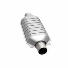 Load image into Gallery viewer, MagnaFlow Exhaust Products 95509 Standard Grade Universal Catalytic Converter for Select Chevrolet G30, Chevrolet P30, Chevrolet R2500, GMC G3500, GMC P3500