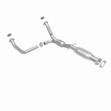 Load image into Gallery viewer, MagnaFlow Exhaust Products 23717 HM Grade Direct-Fit Catalytic Converter for Select Chevrolet S10, GMC Sonoma