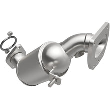 Load image into Gallery viewer, MagnaFlow Exhaust Products 22-270 OEM Grade Manifold Catalytic Converter for Select Toyota Highlander