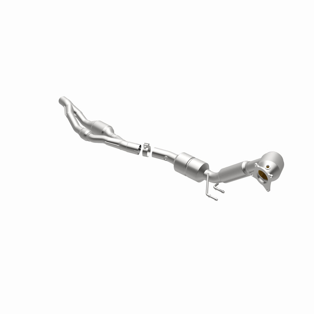 MagnaFlow Exhaust Products 49715 OEM Grade Direct-Fit Catalytic Converter for Select Audi TT, Audi TT Quattro