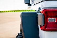 Load image into Gallery viewer, Road Armor 518AFRWB Stealth Fender Flare Body Armor for Select Jeep Wrangler