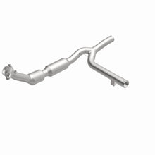 Load image into Gallery viewer, MagnaFlow Exhaust Products 4583622 California CARB Direct-Fit Catalytic Converter for Select Ford F-150