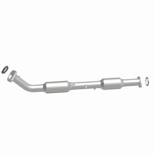 Load image into Gallery viewer, MagnaFlow Exhaust Products 5582703 California CARB Direct-Fit Catalytic Converter for Select Toyota Tacoma
