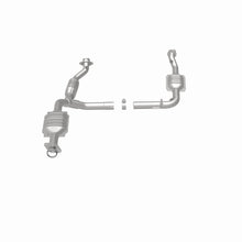 Load image into Gallery viewer, MagnaFlow Exhaust Products 447253 California CARB Direct-Fit Catalytic Converter for Select Ford Explorer, Mercury Mountaineer