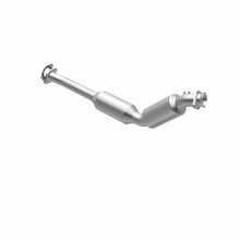 Load image into Gallery viewer, MagnaFlow Exhaust Products 5411011 California CARB Direct-Fit Catalytic Converter for Select Ford Crown Victoria, Lincoln Town Car, Mercury Grand Marquis