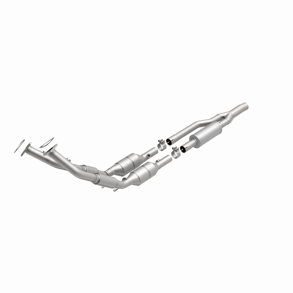 MagnaFlow Exhaust Products 49716 OEM Grade Direct-Fit Catalytic Converter for Select Audi TT Quattro