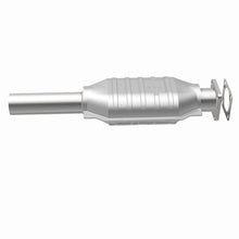 Load image into Gallery viewer, MagnaFlow Exhaust Products 3391229 California CARB Direct-Fit Catalytic Converter for Select Jeep Cherokee, Jeep Comanche, Jeep Wagoneer, Jeep Wrangler
