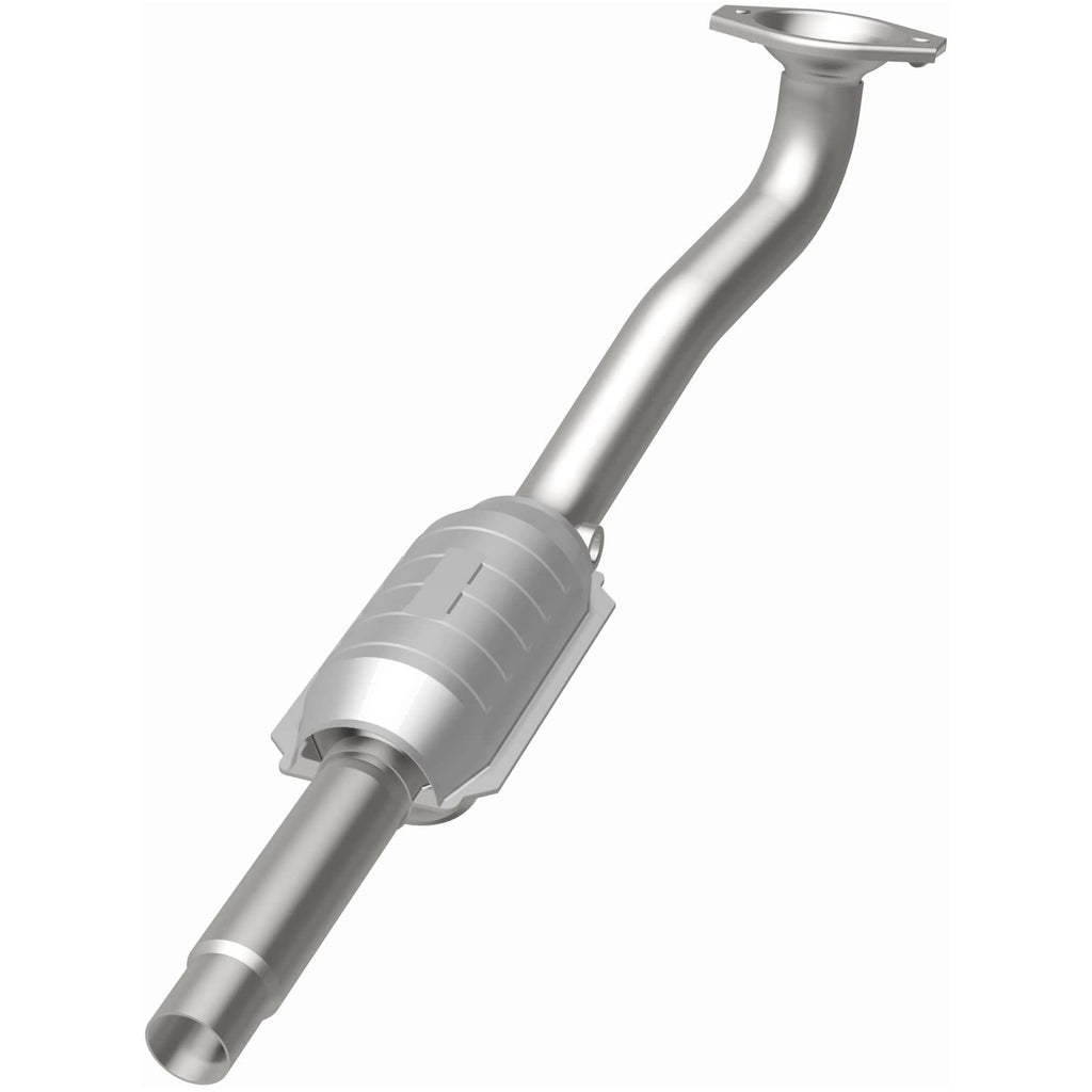 MagnaFlow Exhaust Products 22923 Standard Grade Direct-Fit Catalytic Converter for Select Volkswagen Golf, Volkswagen Jetta