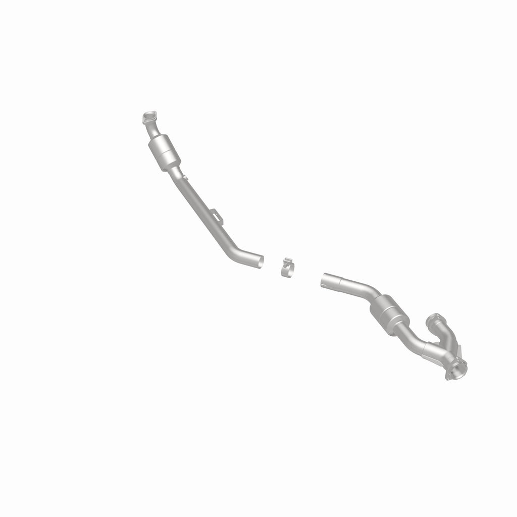 MagnaFlow Exhaust Products 51582 OEM Grade Direct-Fit Catalytic Converter for Select Mercedes-Benz CLK320