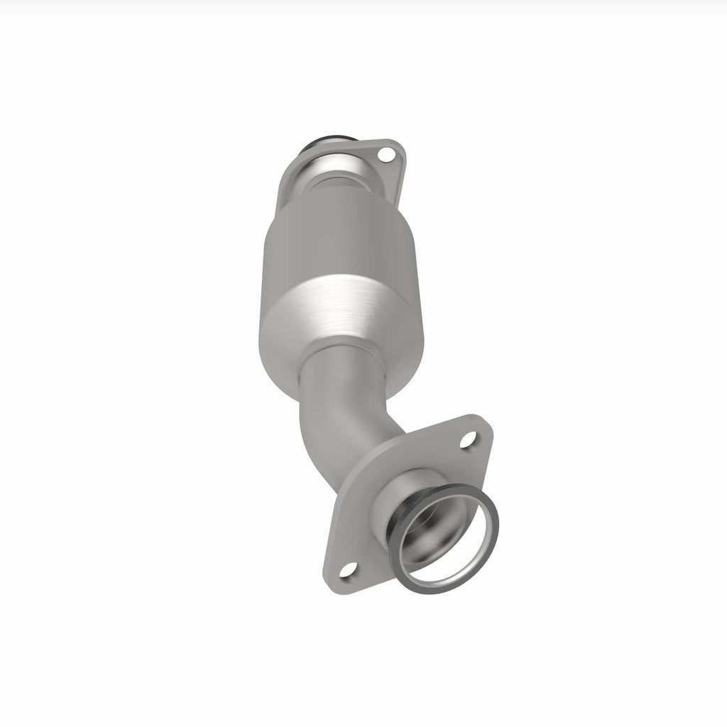 MagnaFlow Exhaust Products 280095 OEM Grade Direct-Fit Catalytic Converter for Select Toyota Sienna